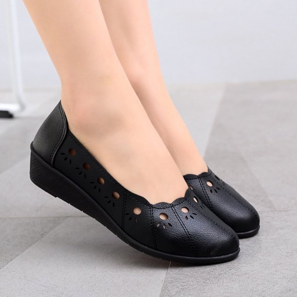 Women Casual Soft Breathable Hollow Slip On Flats