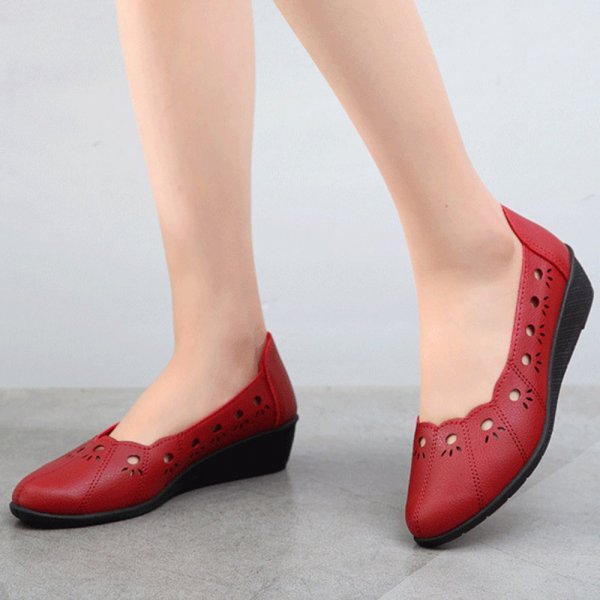 Women Casual Soft Breathable Hollow Slip On Flats