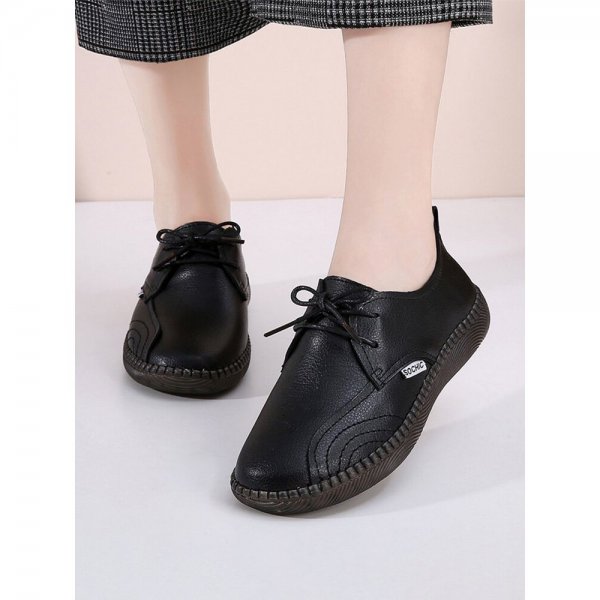 Women Brief Solid Color Slip-on Stitching Round Toe Flat Loafers Shoes