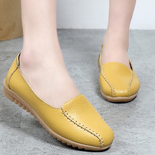 Pure Color Stitching Leather Soft Flat Shoes For Women