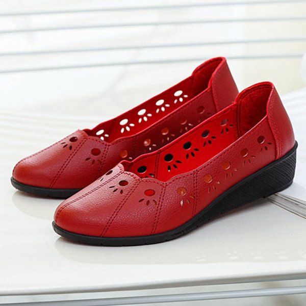 Women Casual Soft Breathable Hollow Slip On Flats