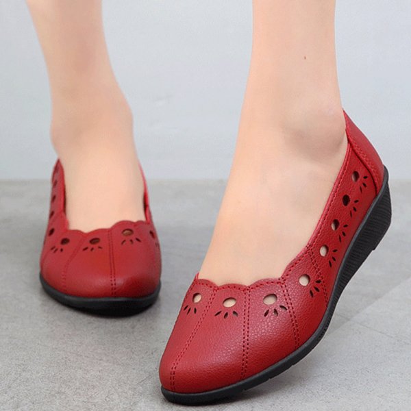 Women Casual Soft Breathable Hollow Slip On Flats